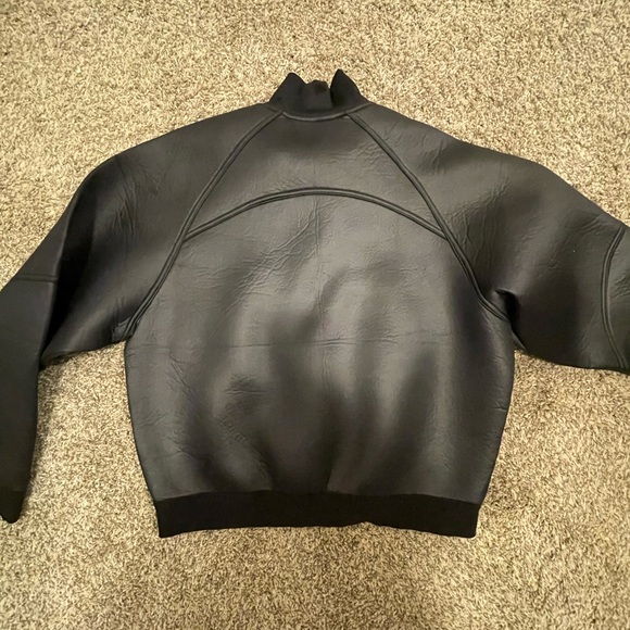 Avec Les Filles Woman’s Faux Leather top is in excellent condition size M - Picture 4 of 11